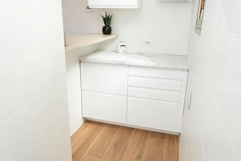 Lo3 • Navigli Chic Apartment • Milan 0*,