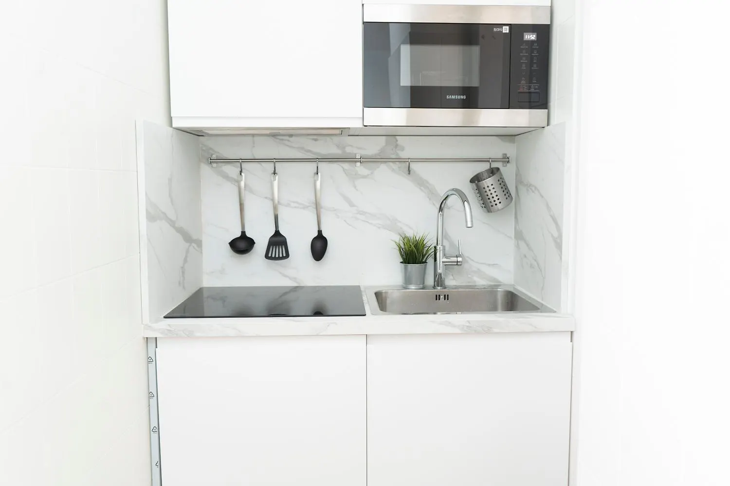 Lo3 • Navigli Chic Apartment • Milan Italy